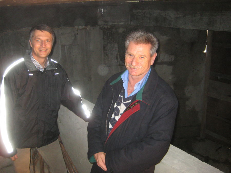 Hans Köppen mit Zoodirektor Dr. Michael Mitic bei