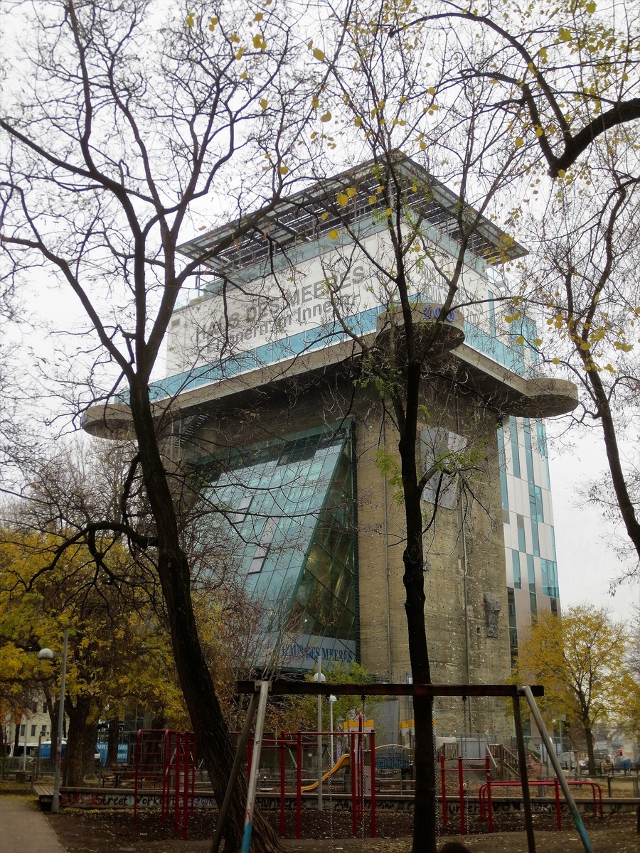 Trotz diverser Zubauten ist der ehemalige Flakturm